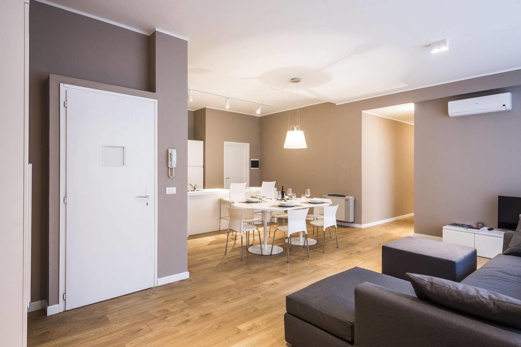 Myplace Urban Loft Падуа Екстериор снимка